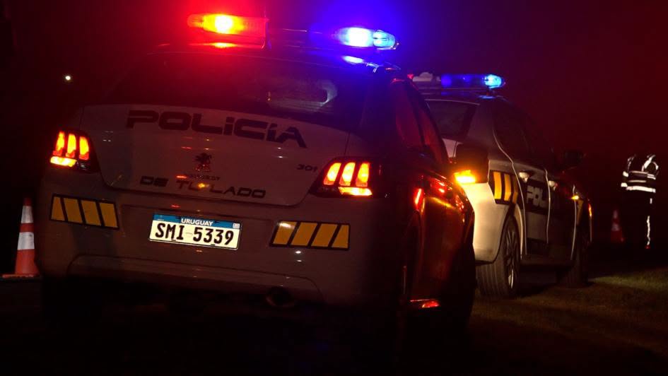 Personal policial realizando recorridas