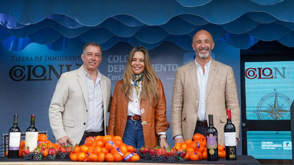 Salto y Colonia firmaron un convenio marco de cooperación turística
